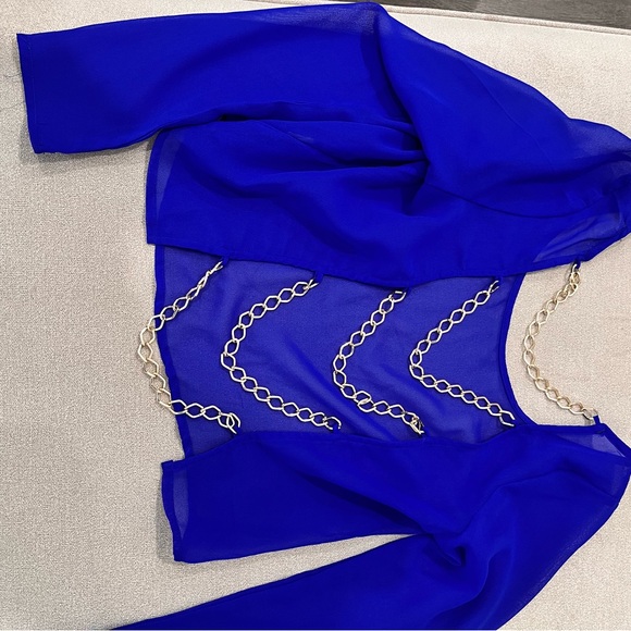Charlotte Russe sheet electric blue top with gold chain link details - Picture 9 of 10